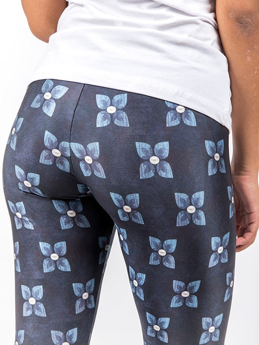 TILTED FRIDAY Blue Leaves Leggings