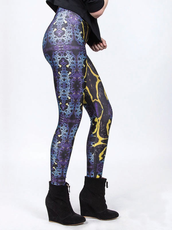 TILTED FRIDAY Frog Froggy Frog Leggings
